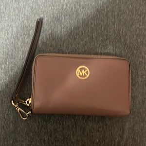 Michael Kors Wristlet